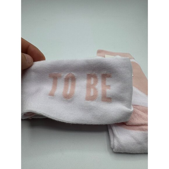 NEW 2 Bride to Be Quarter Length Socks Gift Adult One Size OSFM - Picture 3 of 4
